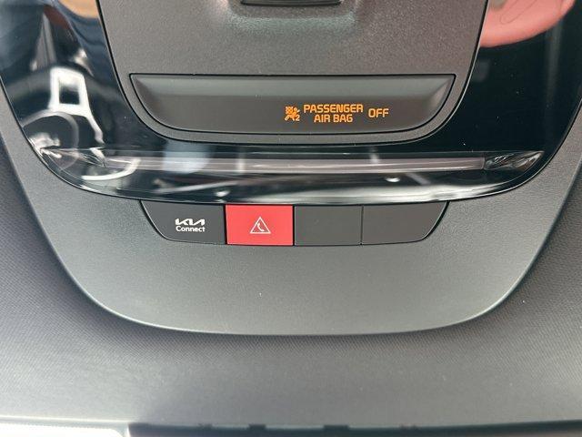 new 2025 Kia Sportage car, priced at $33,141
