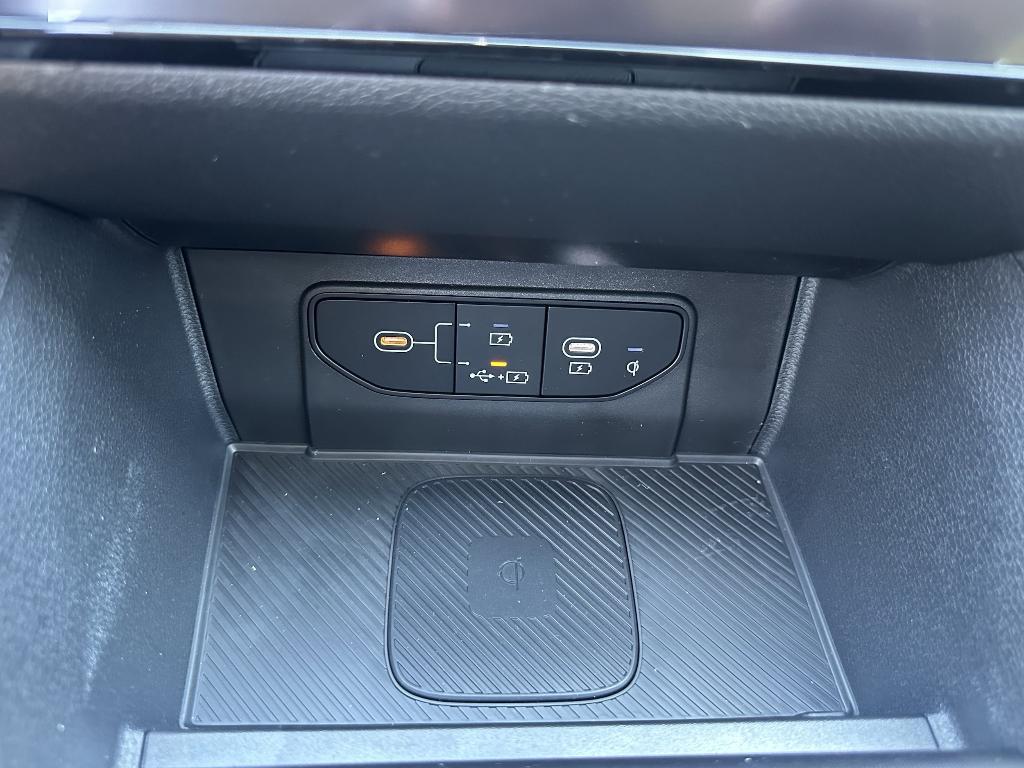 new 2026 Kia Sportage car, priced at $32,305