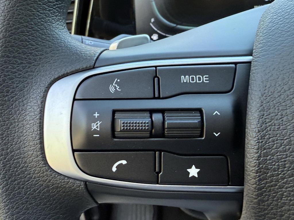 new 2025 Kia Sportage Hybrid car, priced at $28,633