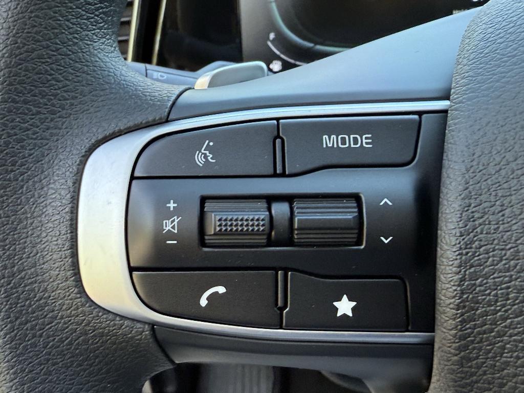 new 2025 Kia Sportage Hybrid car, priced at $28,633