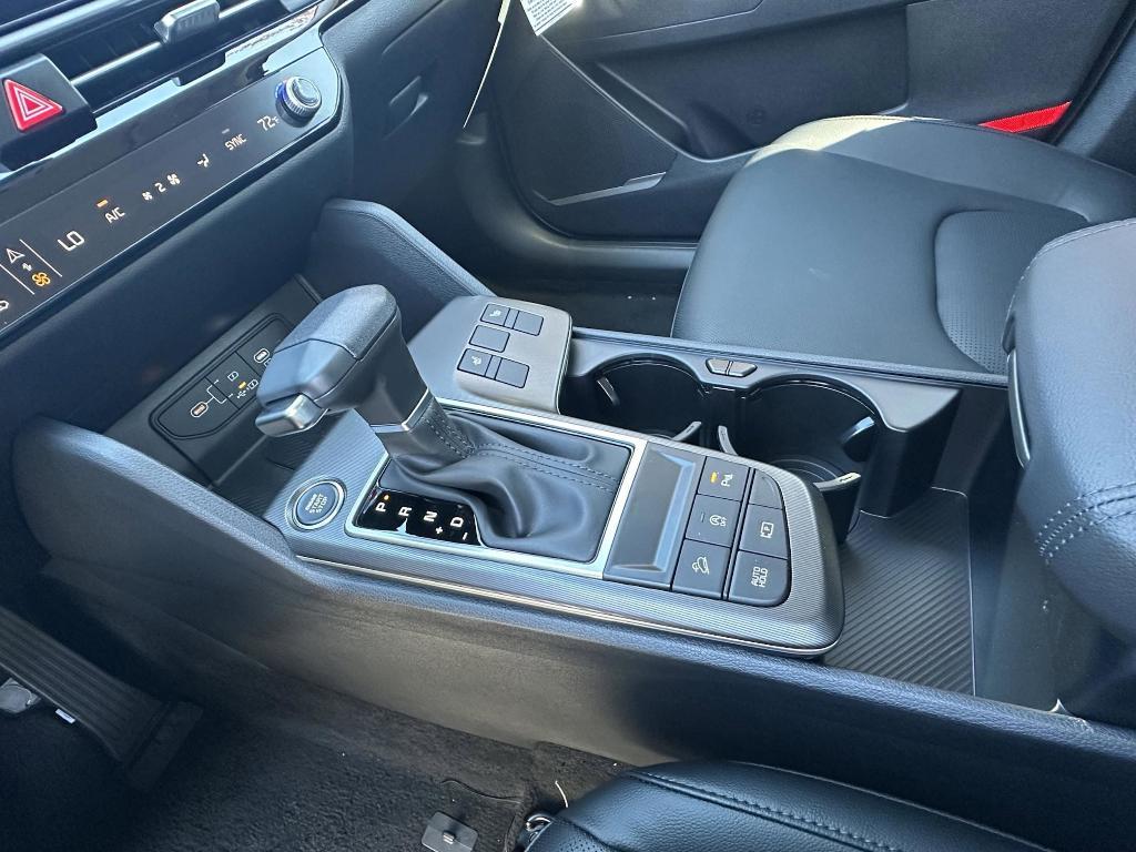 new 2026 Kia Sportage Hybrid car, priced at $35,416