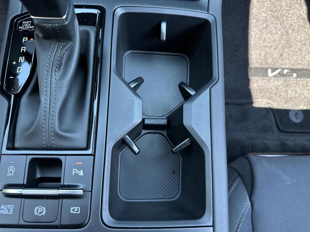 new 2025 Kia K5 car, priced at $27,123