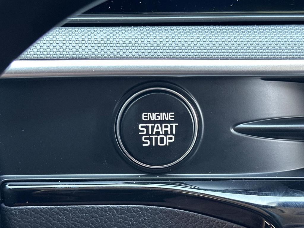new 2025 Kia K5 car, priced at $27,123