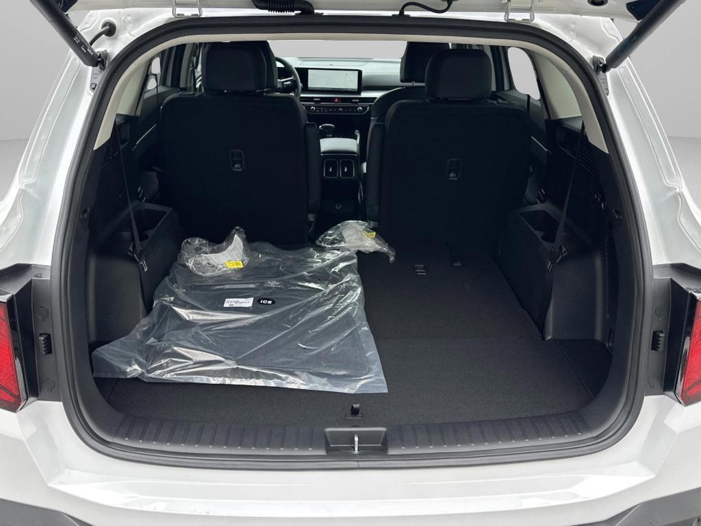 new 2026 Kia Sorento car, priced at $40,698