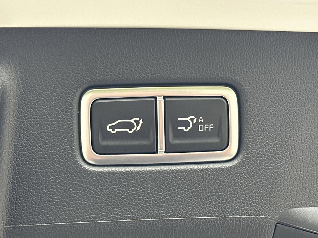 new 2026 Kia Sorento car, priced at $40,698