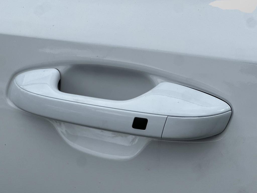 new 2026 Kia Sorento car, priced at $40,698