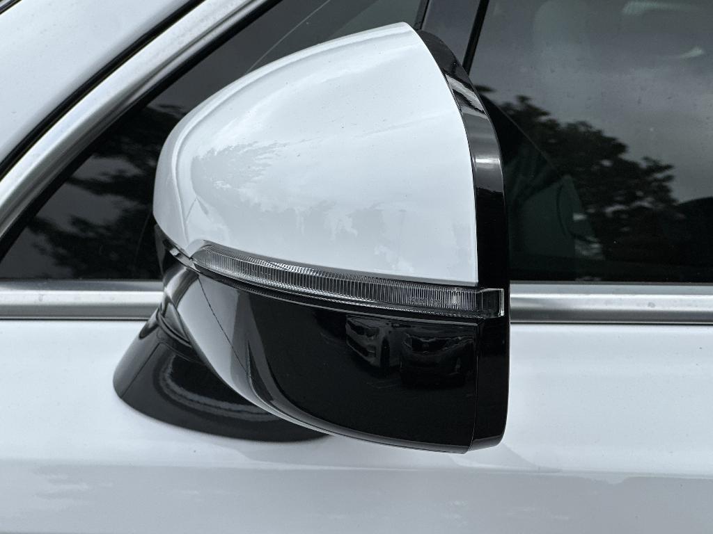 new 2026 Kia Sorento car, priced at $40,698