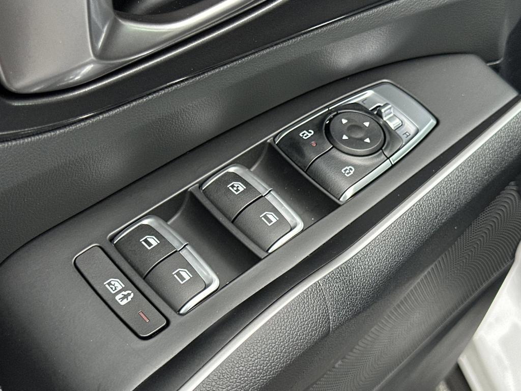 new 2026 Kia Sorento car, priced at $40,698