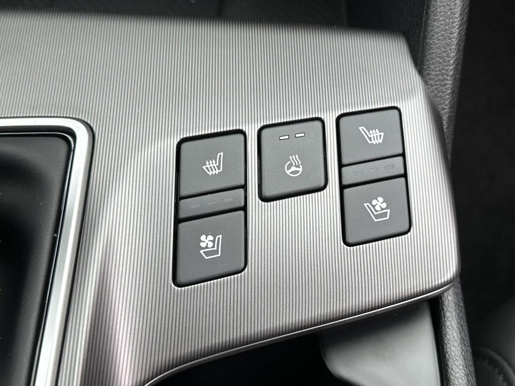 new 2026 Kia Sportage car, priced at $35,865