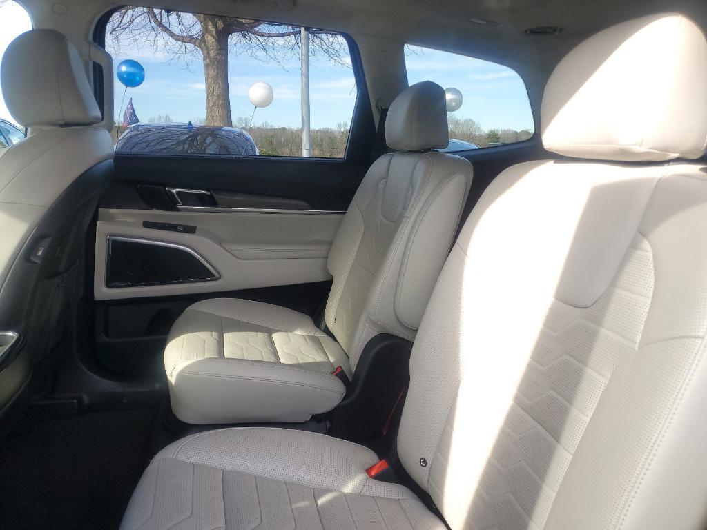 used 2022 Kia Telluride car, priced at $31,998