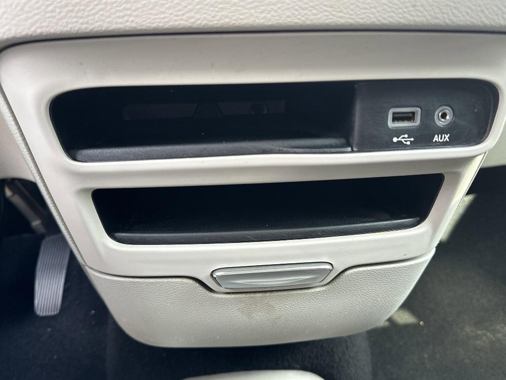 used 2019 Chrysler Pacifica car, priced at $9,999