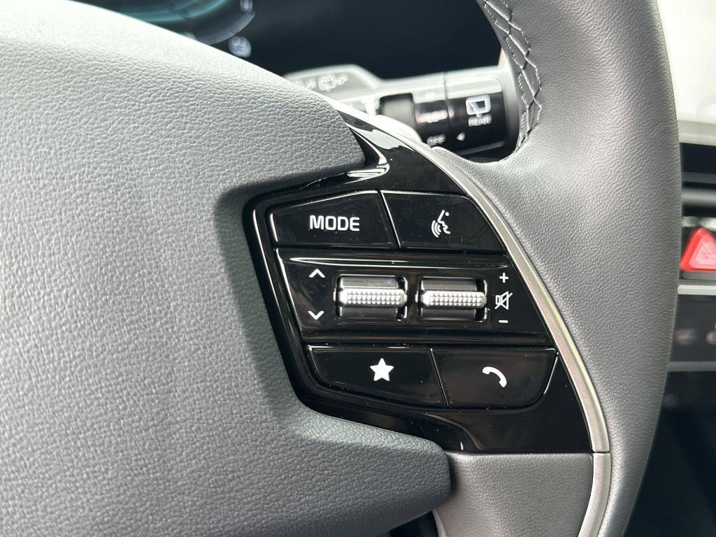 new 2025 Kia Niro car, priced at $29,500