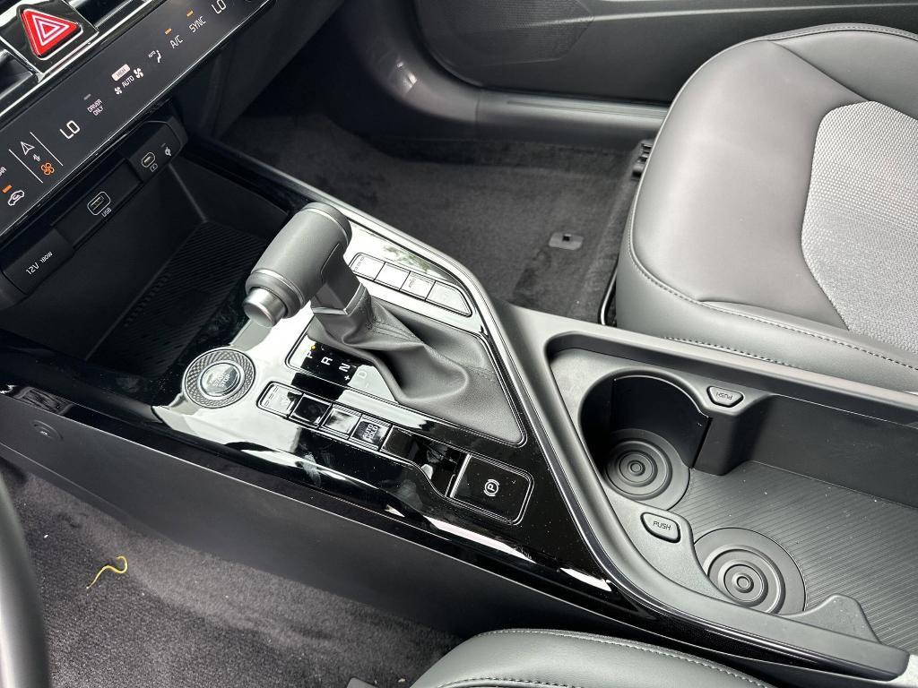 new 2025 Kia Niro car, priced at $29,500