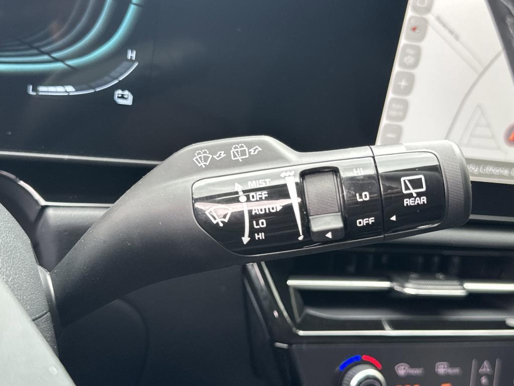 new 2025 Kia Niro car, priced at $29,500