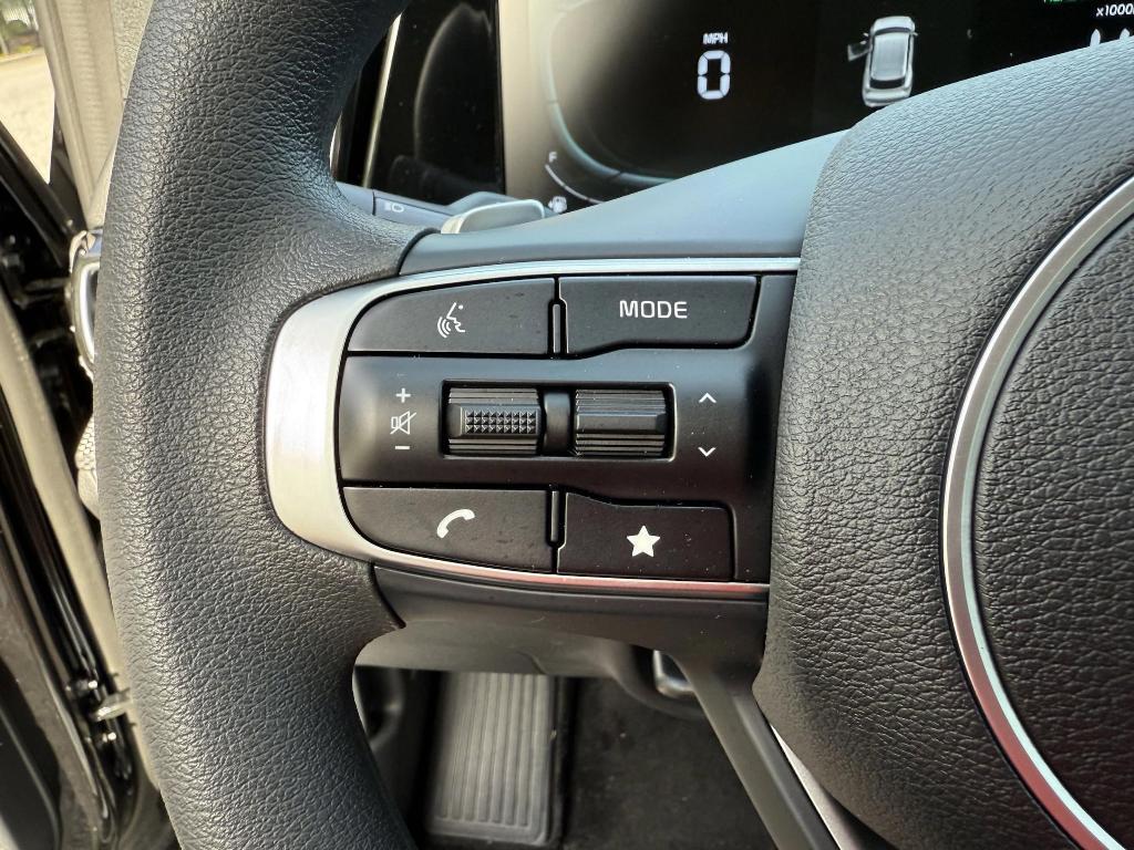 new 2025 Kia Sportage Hybrid car, priced at $29,317