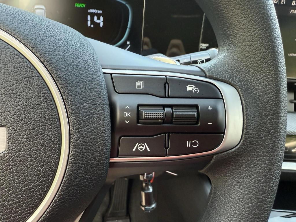 new 2025 Kia Sportage Hybrid car, priced at $29,317