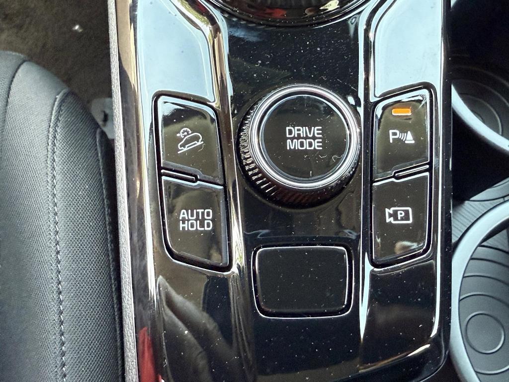 new 2025 Kia Sportage Hybrid car, priced at $29,317