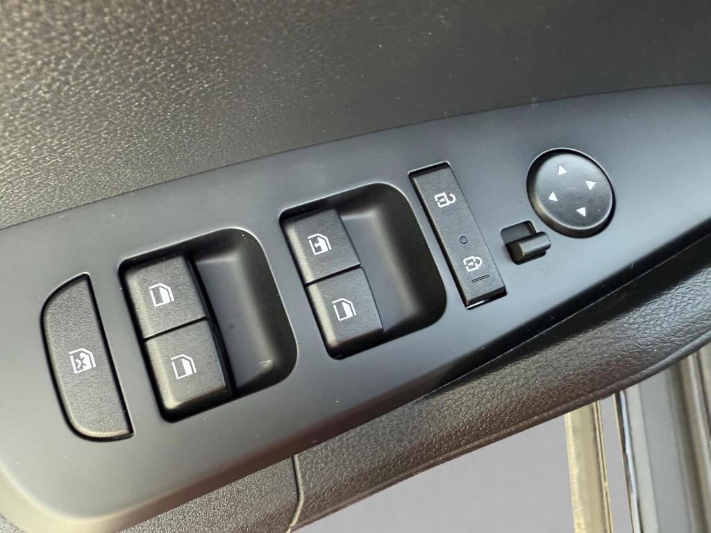 new 2025 Kia Sportage Hybrid car, priced at $29,317