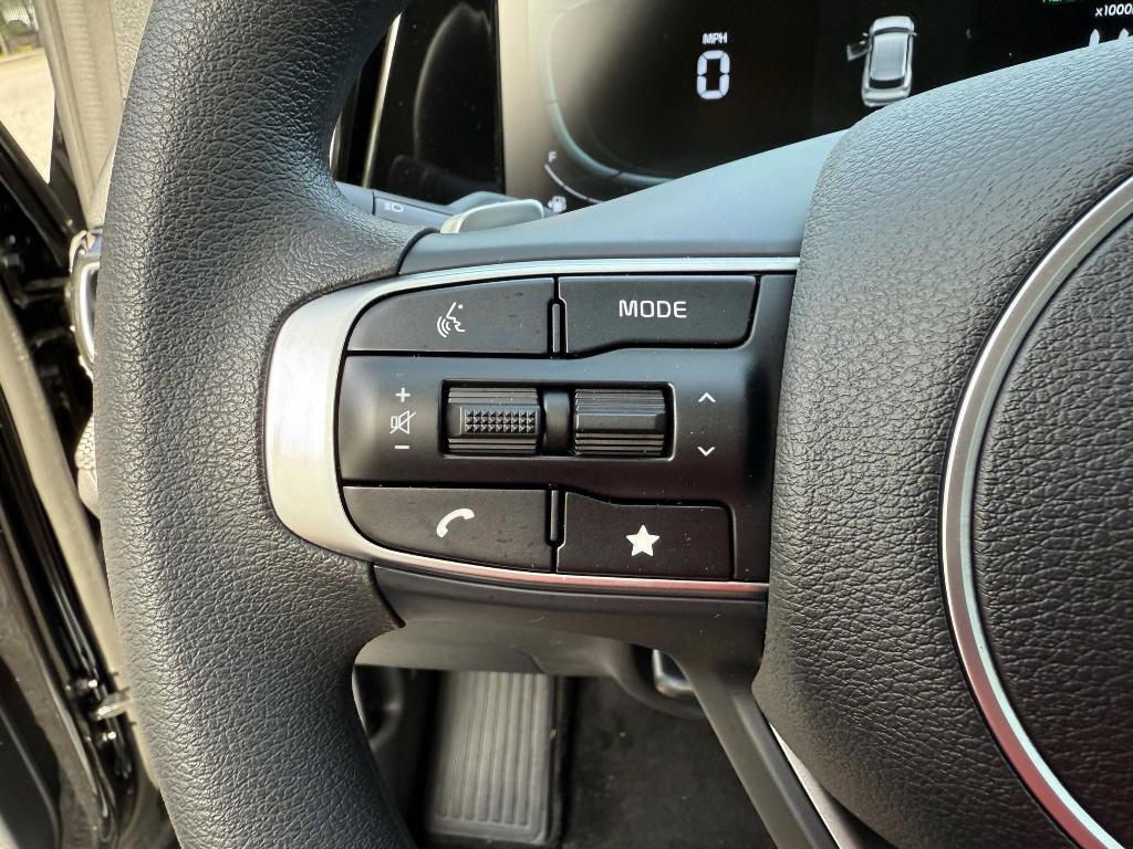 new 2025 Kia Sportage Hybrid car, priced at $29,317