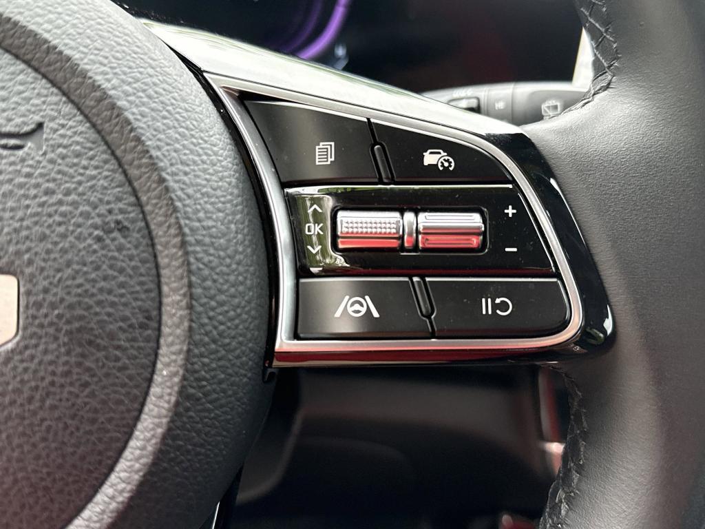 used 2025 Kia Seltos car, priced at $24,000
