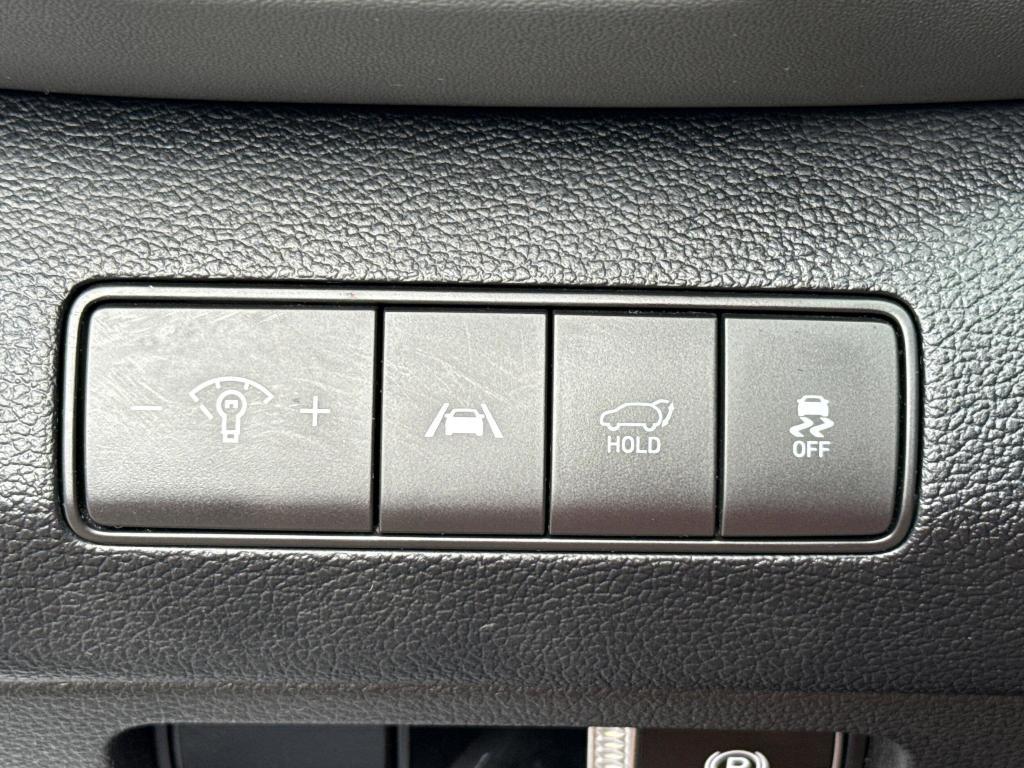 used 2021 Hyundai Santa Fe car, priced at $18,499