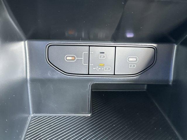 new 2025 Kia Sorento car, priced at $32,281