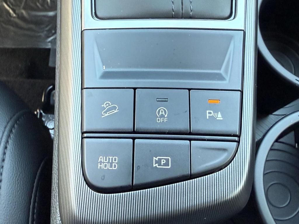 new 2026 Kia Sportage car, priced at $32,000