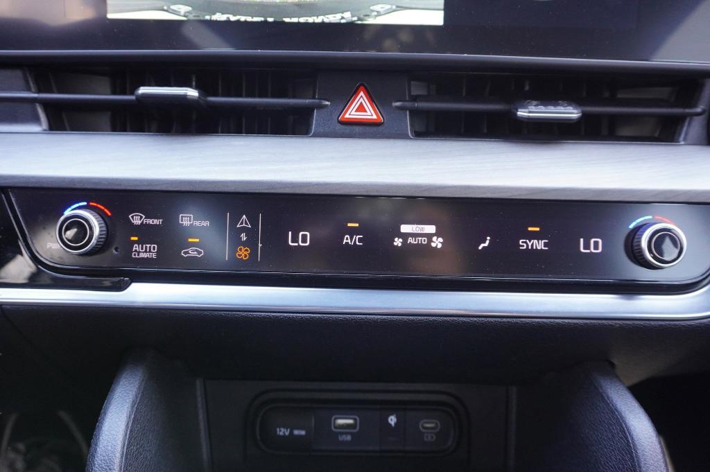used 2023 Kia Sportage car, priced at $24,998