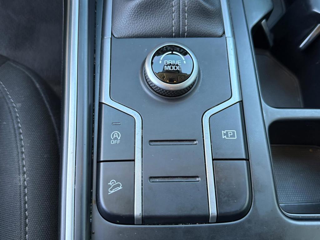 used 2022 Kia Sorento car, priced at $20,999