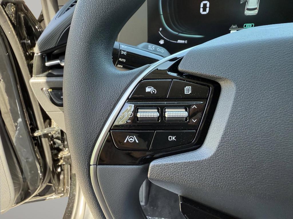 new 2025 Kia Niro car, priced at $28,011