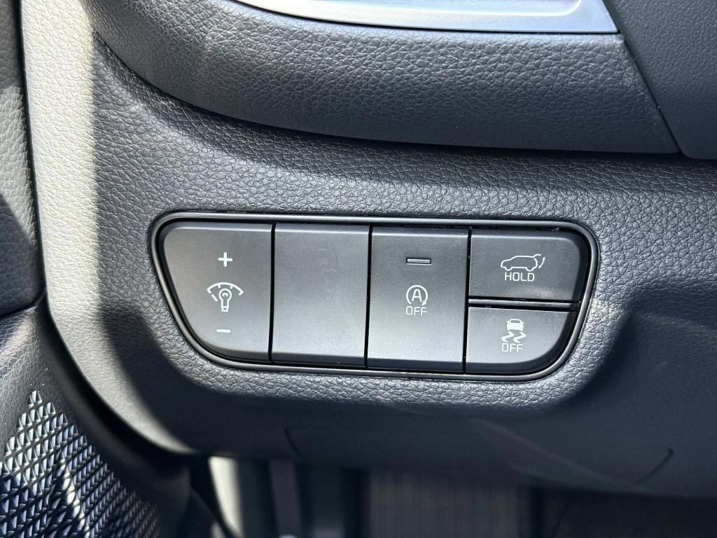 new 2025 Kia Seltos car, priced at $29,854