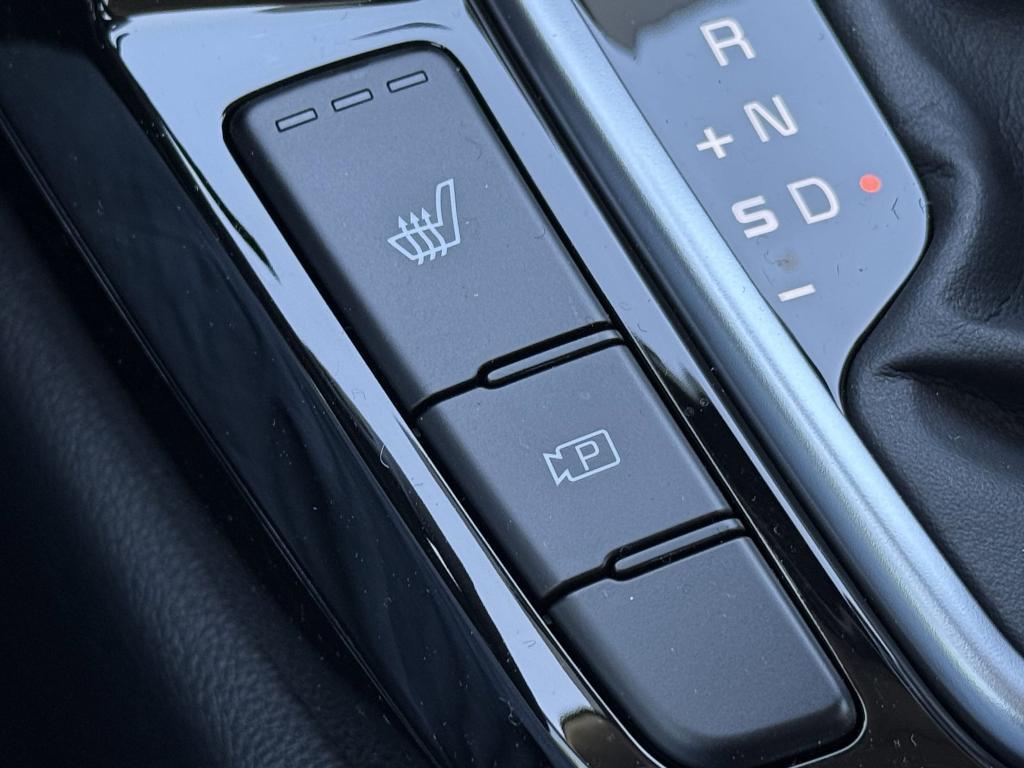 new 2025 Kia Seltos car, priced at $29,854