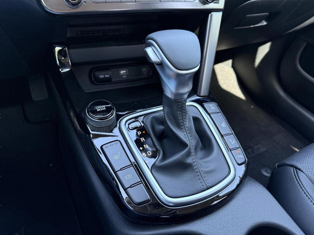 new 2025 Kia Seltos car, priced at $29,854
