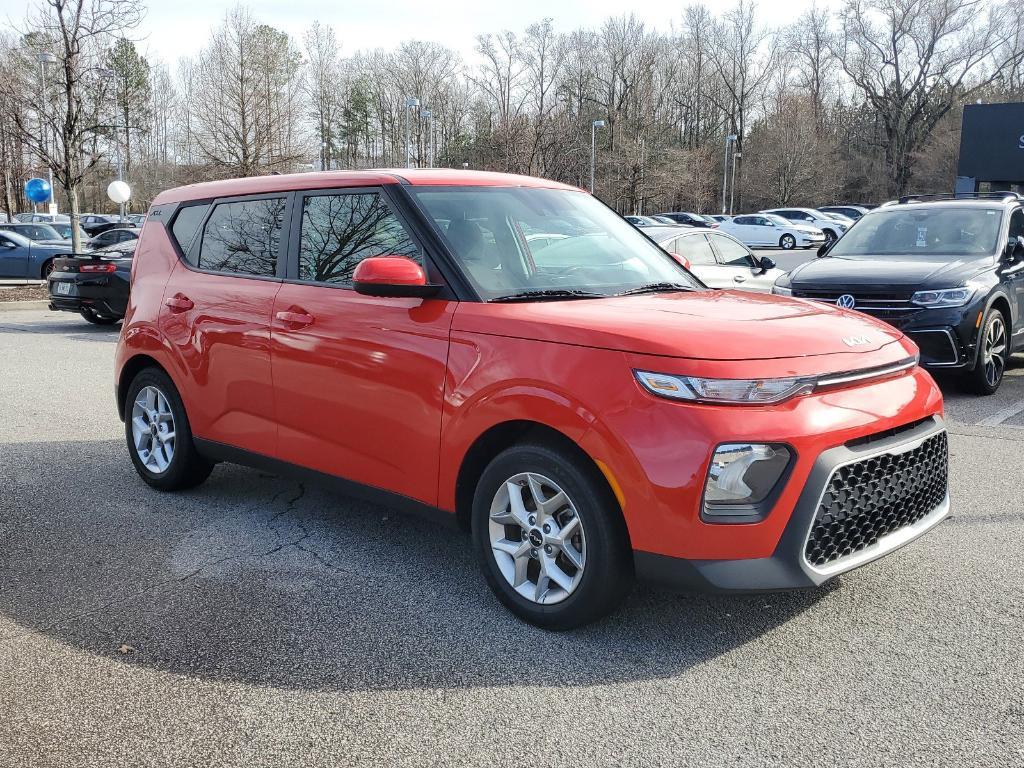 used 2022 Kia Soul car, priced at $13,876