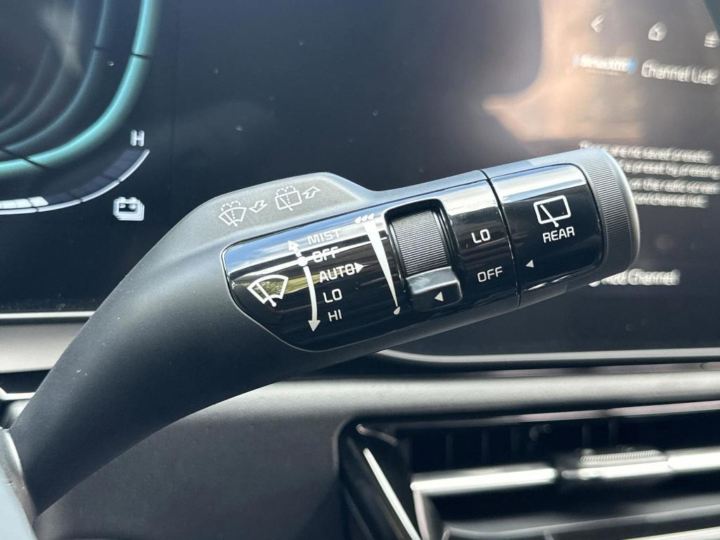 new 2025 Kia Niro car, priced at $29,000