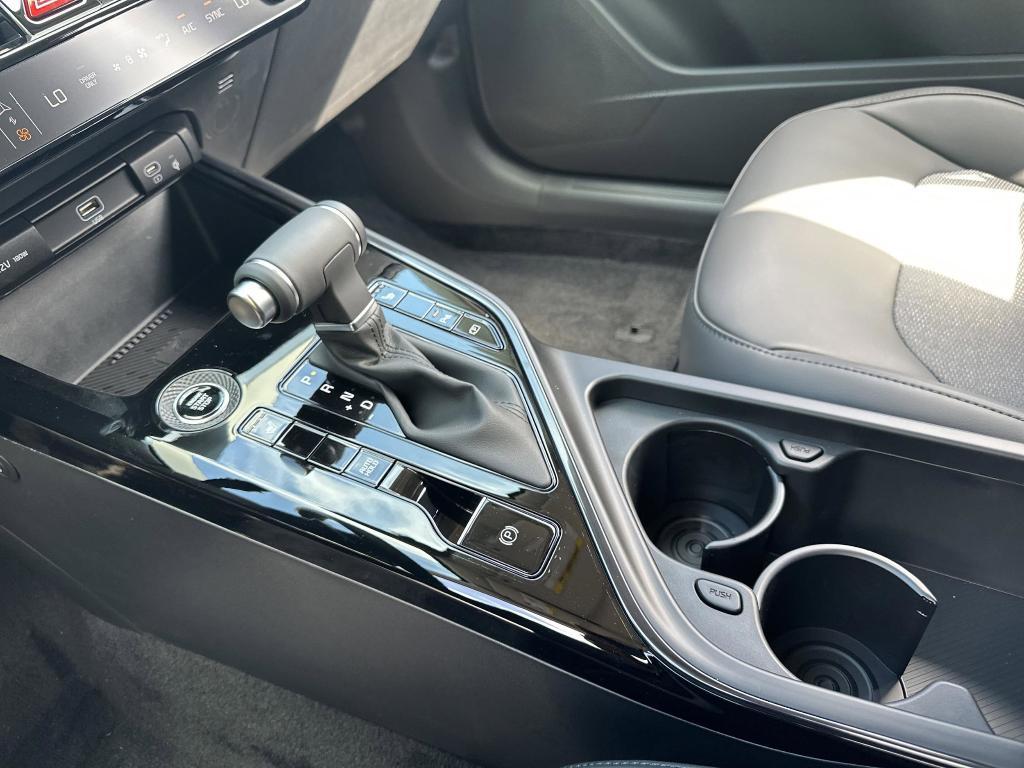 new 2025 Kia Niro car, priced at $29,000