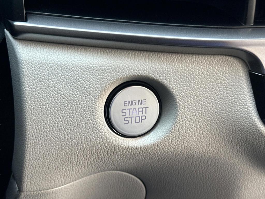 new 2025 Kia Sorento car, priced at $36,000
