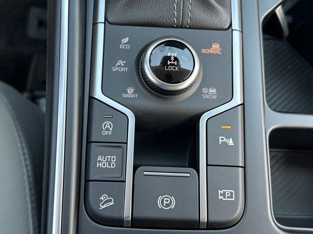 new 2025 Kia Sorento car, priced at $37,435