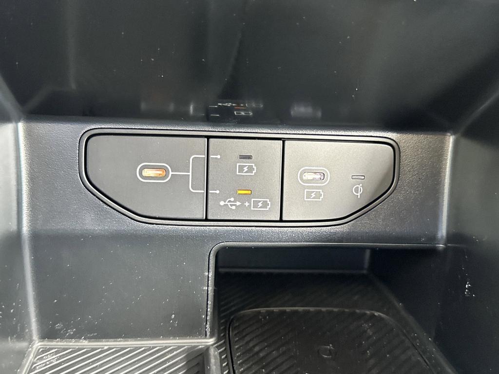 new 2025 Kia Sorento car, priced at $36,000