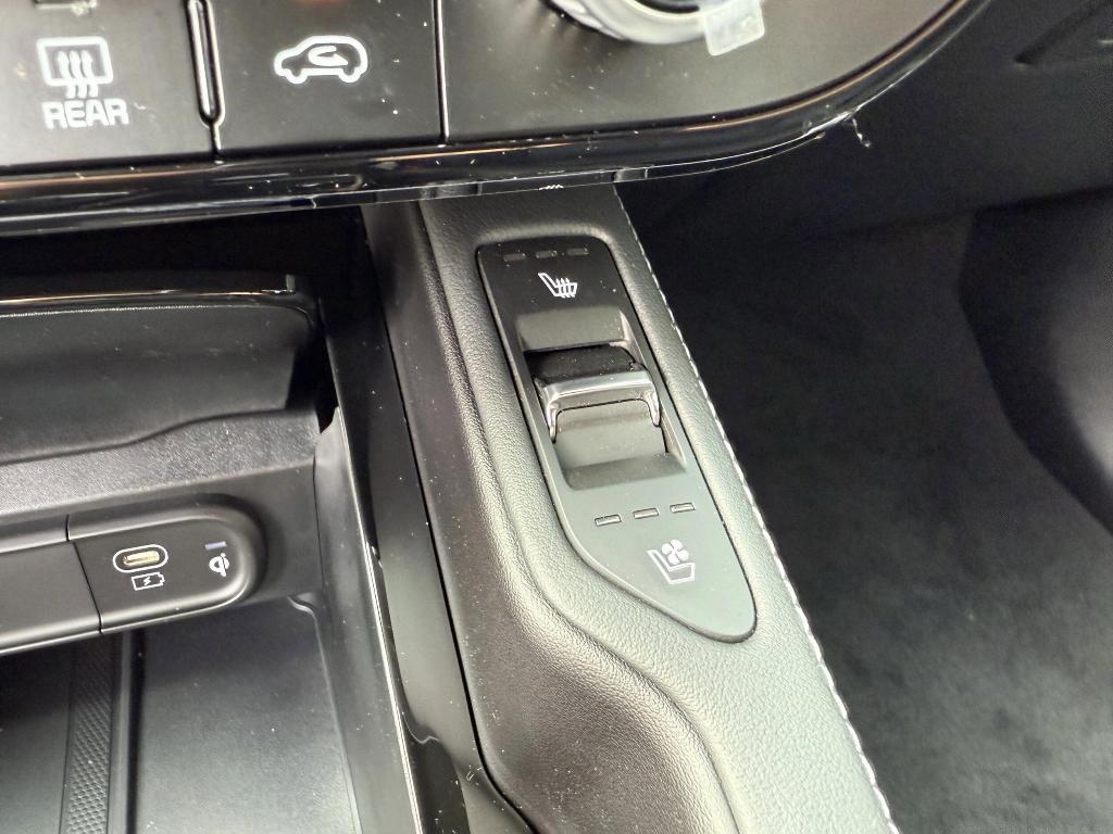 new 2025 Kia Telluride car, priced at $42,304