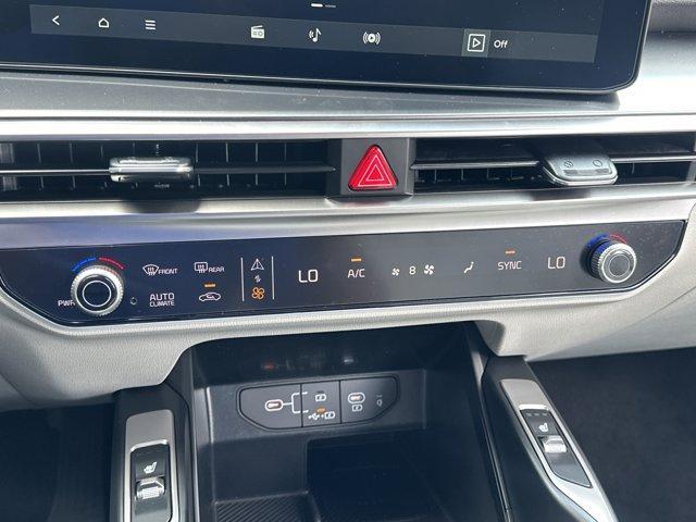 new 2024 Kia Sorento car, priced at $32,000