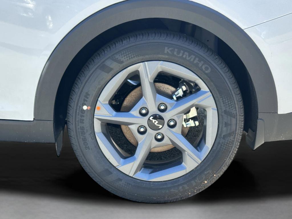 new 2025 Kia K4 car, priced at $23,406
