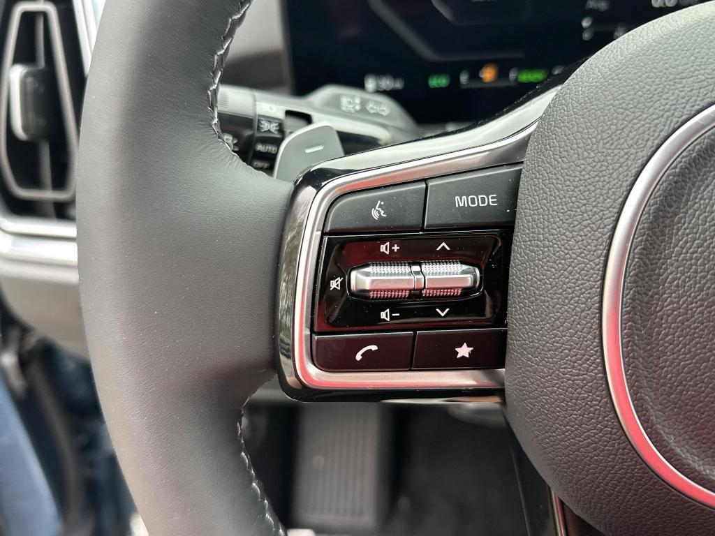 new 2025 Kia Sorento Hybrid car, priced at $46,346