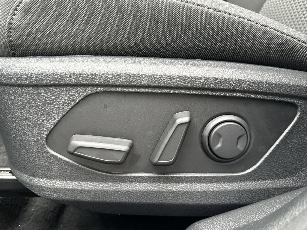 new 2026 Kia Sportage car, priced at $30,405