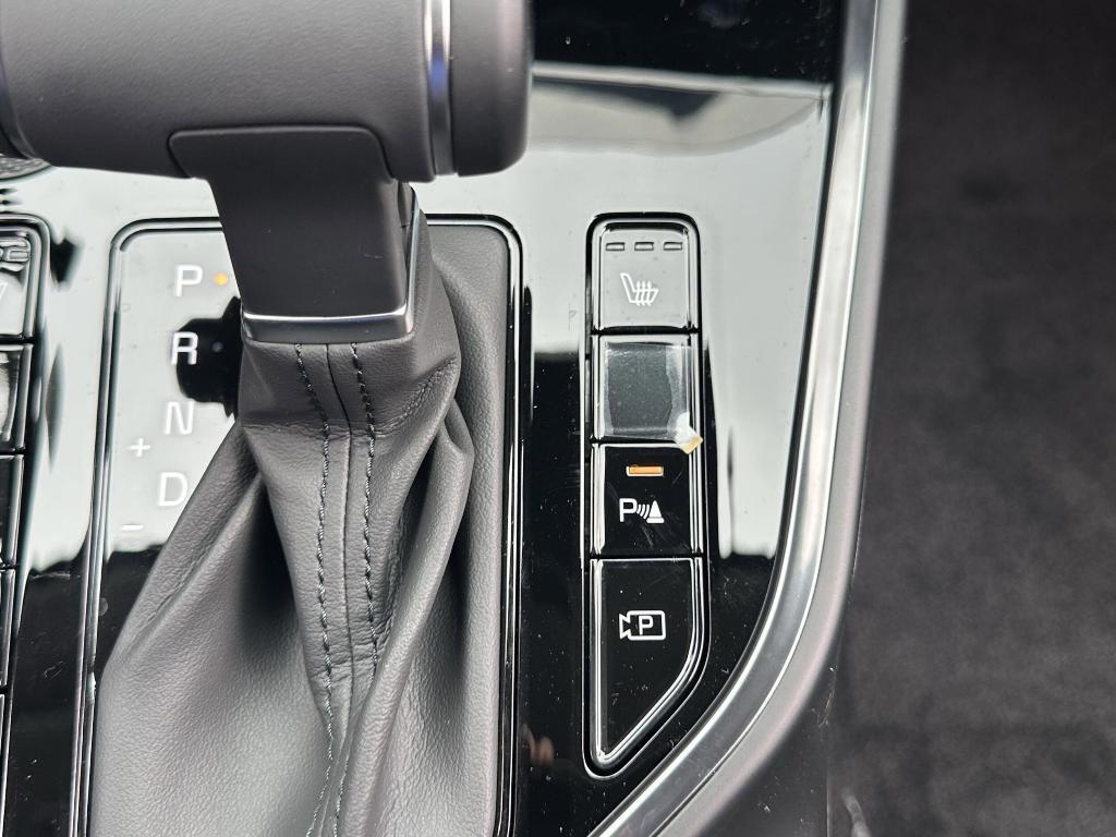 new 2025 Kia Niro car, priced at $32,310