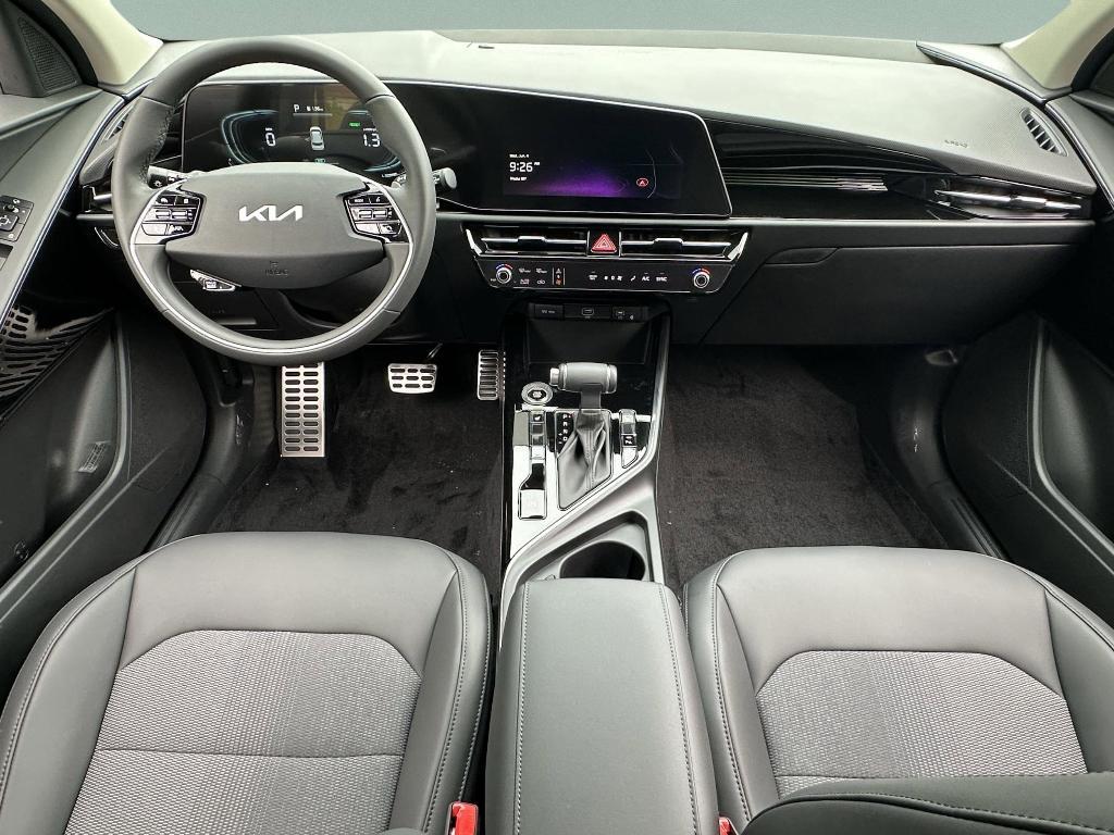 new 2025 Kia Niro car, priced at $32,000