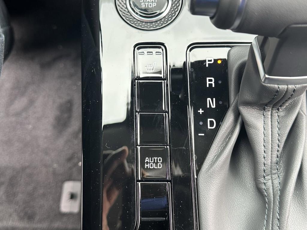 new 2025 Kia Niro car, priced at $32,000