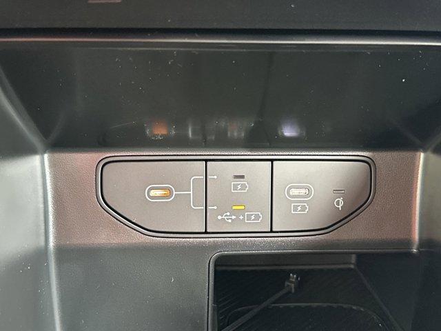 new 2025 Kia Sorento car, priced at $36,703