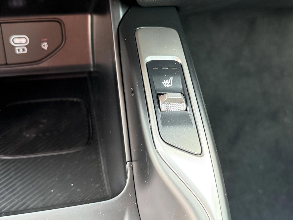 new 2025 Kia Sorento car, priced at $39,743