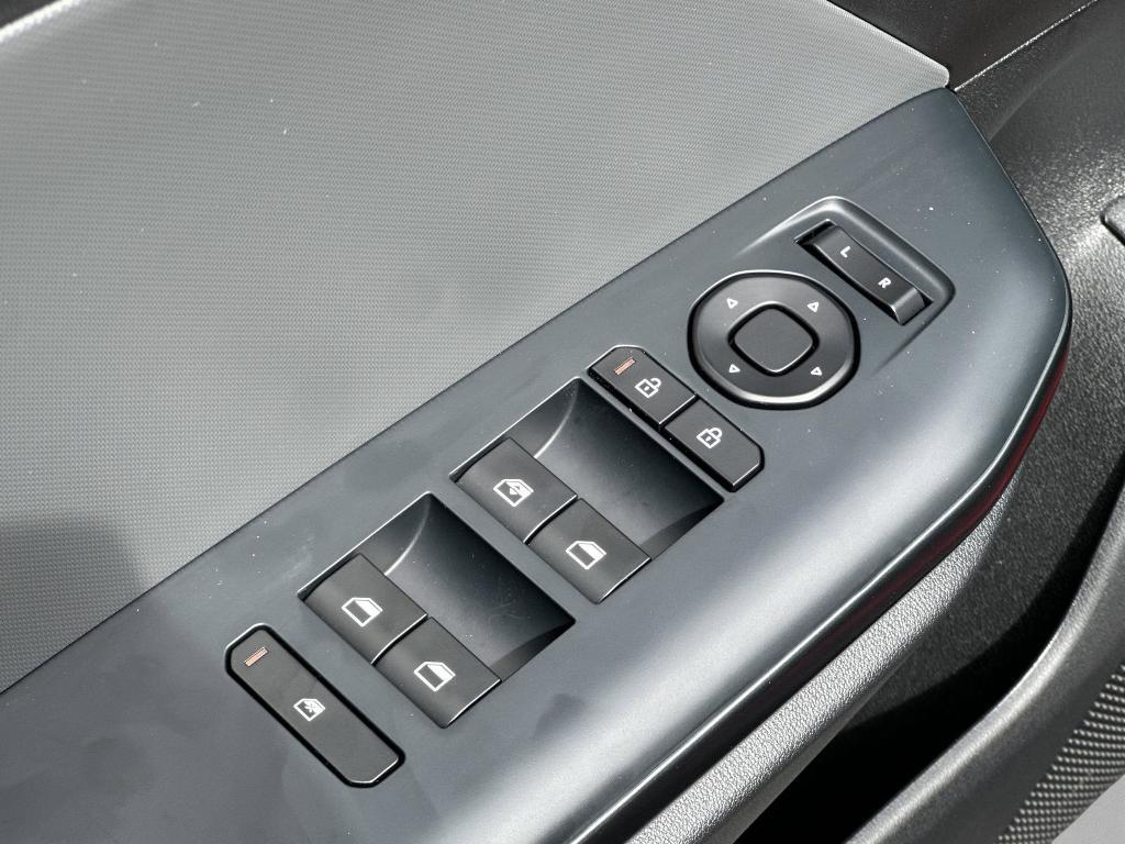 new 2025 Kia K4 car, priced at $22,500